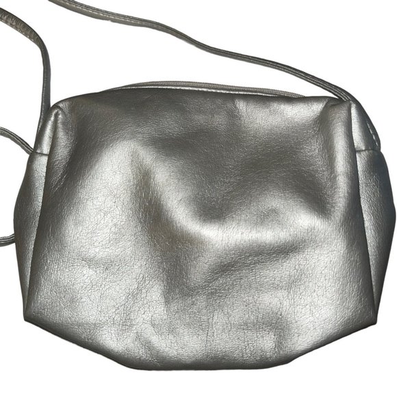 Silver Metallic Simple cross body purse bag rubber water resistant linin… - Picture 4 of 5